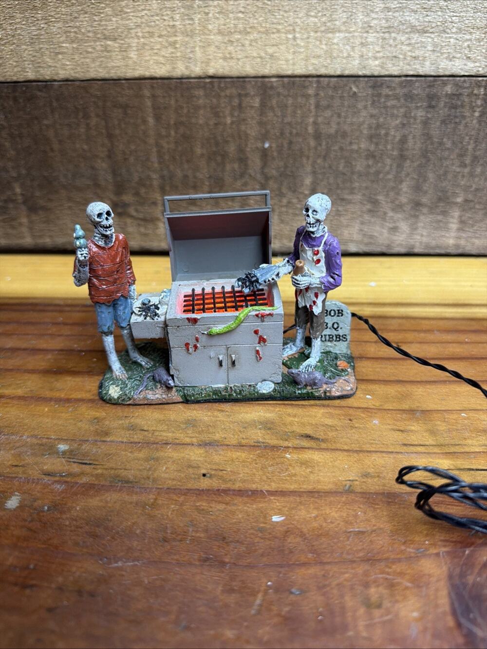Lemax Spooky Town Gory Grillin Skeletons Lighted Halloween Village